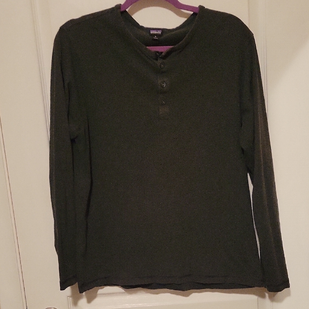 Patagonia Forest Green Long Sleeve Shirt